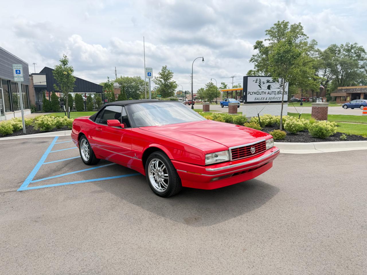 Cadillac Allante Base 1992