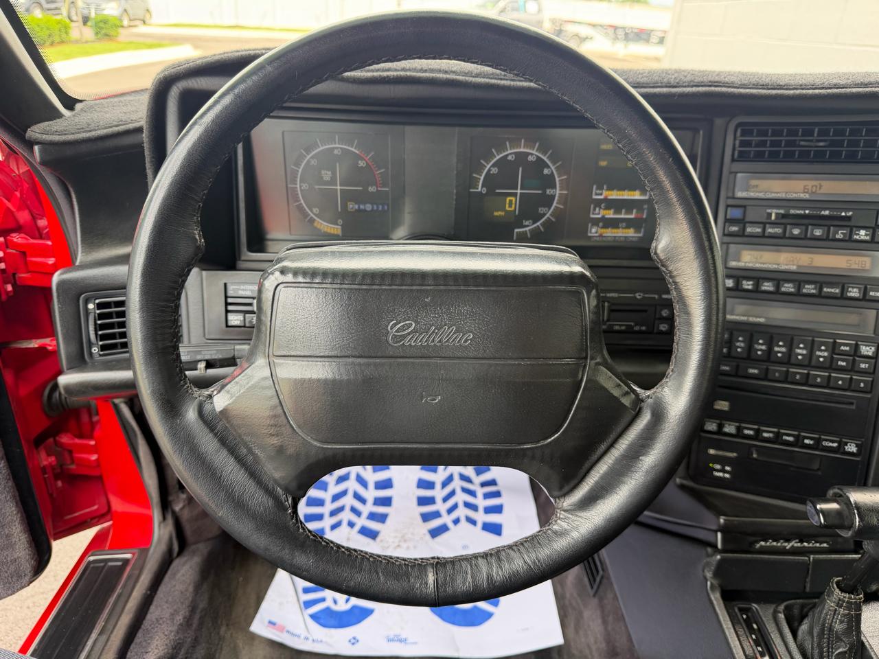 Cadillac Allante Base 1992