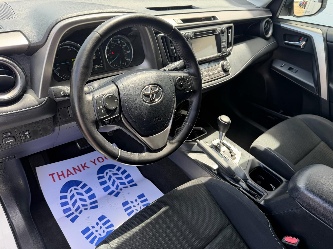 Toyota RAV4 Hybrid XLE 2016
