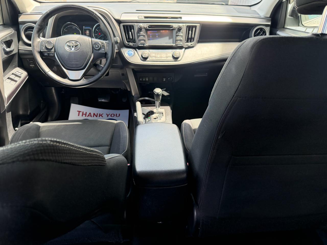 Toyota RAV4 Hybrid XLE 2016