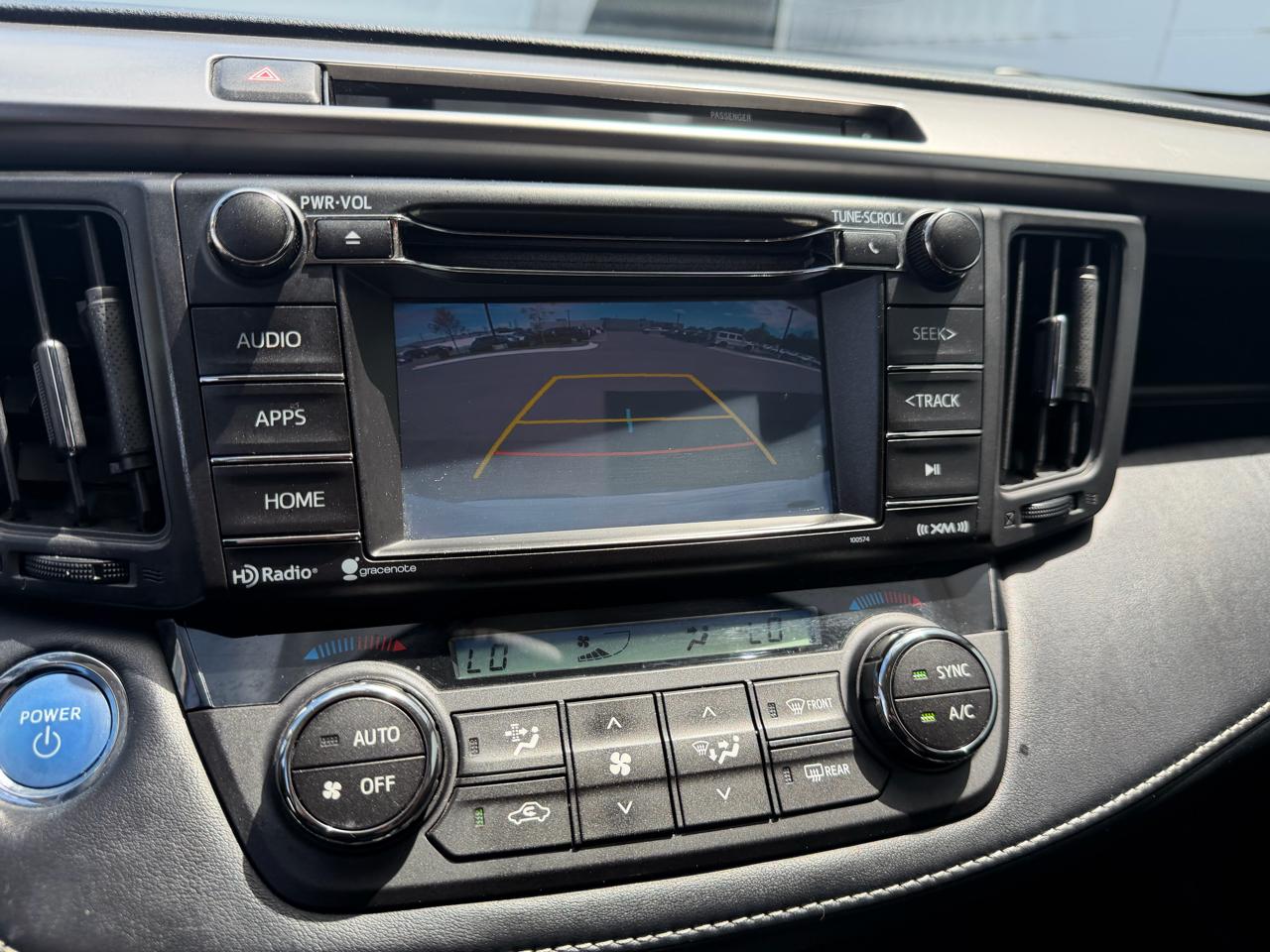Toyota RAV4 Hybrid XLE 2016