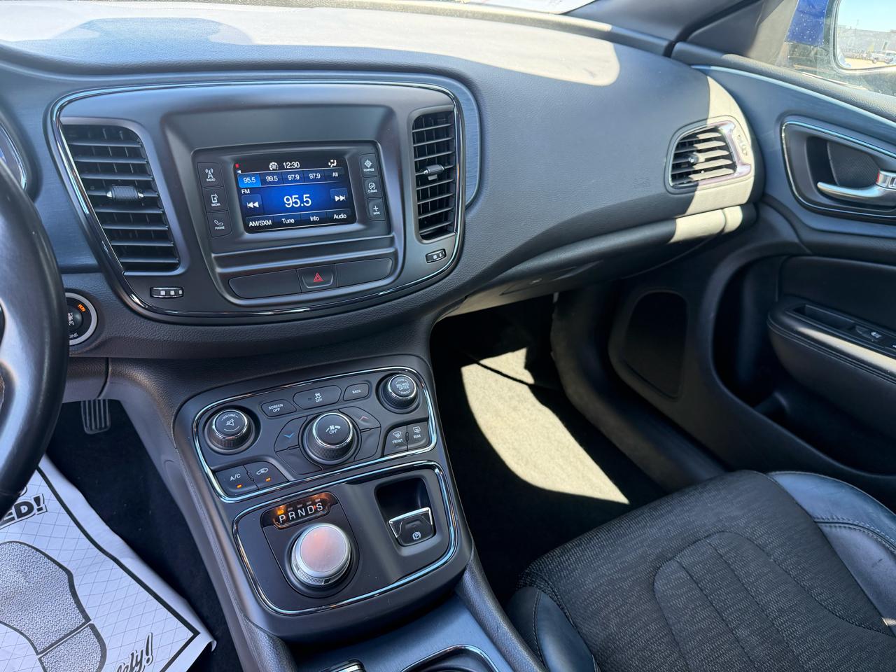 Chrysler 200 S 2015