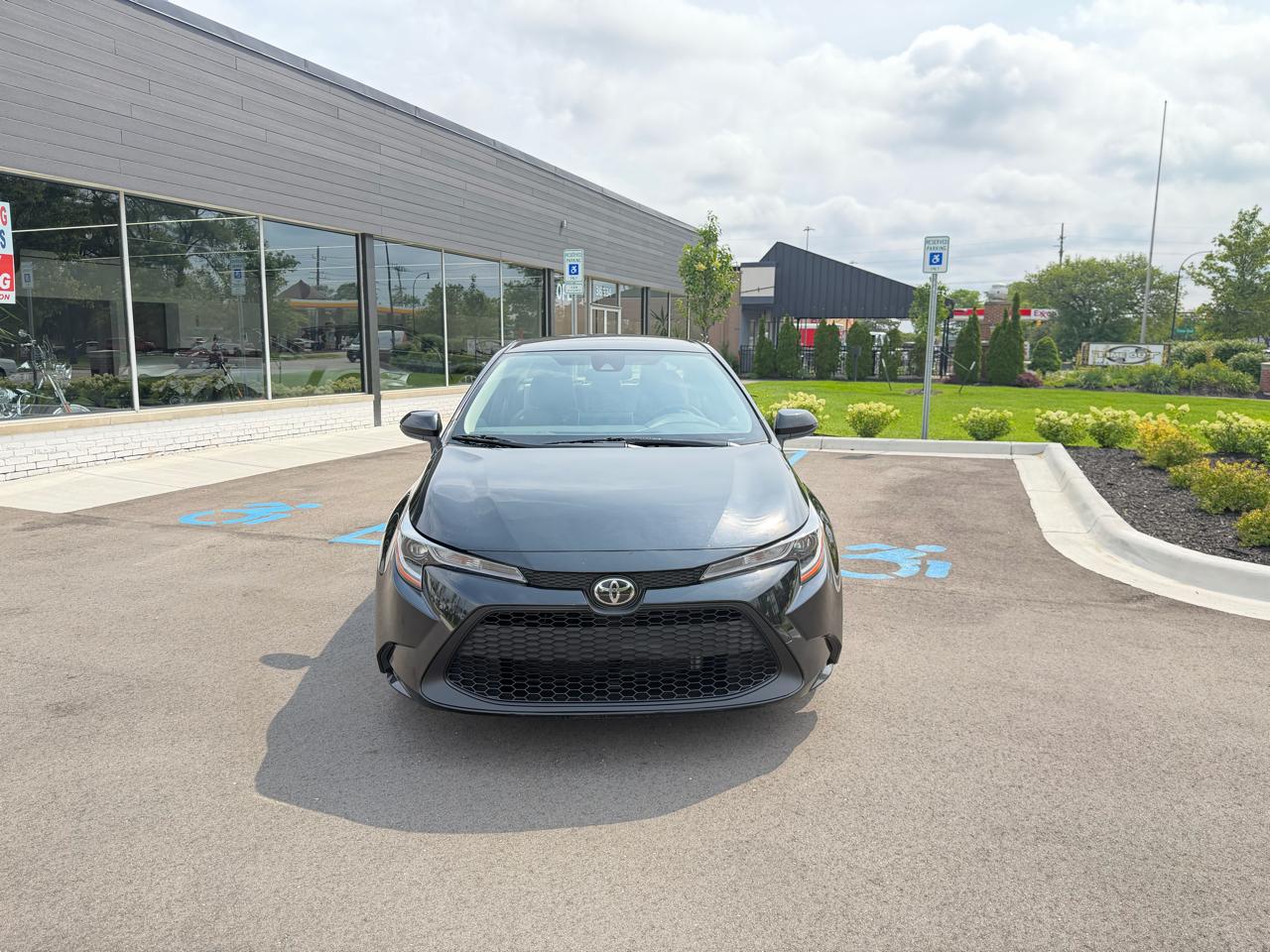 Toyota Corolla LE 2021