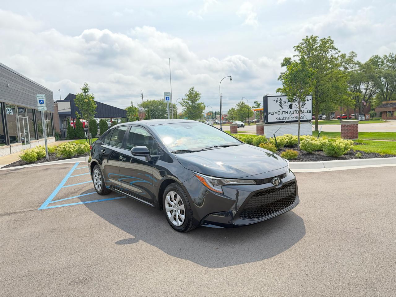 Toyota Corolla LE 2021