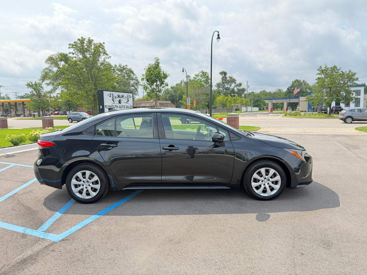 Toyota Corolla LE 2021