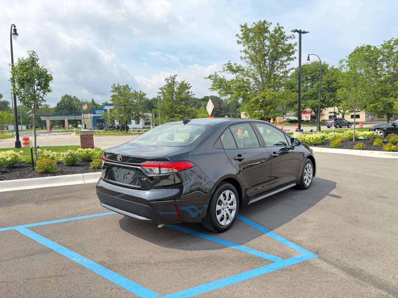 Toyota Corolla LE 2021