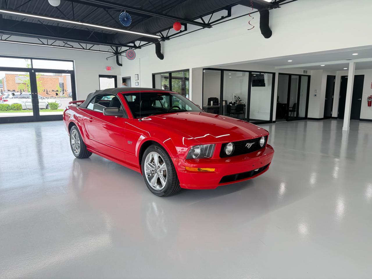 Ford Mustang  2006