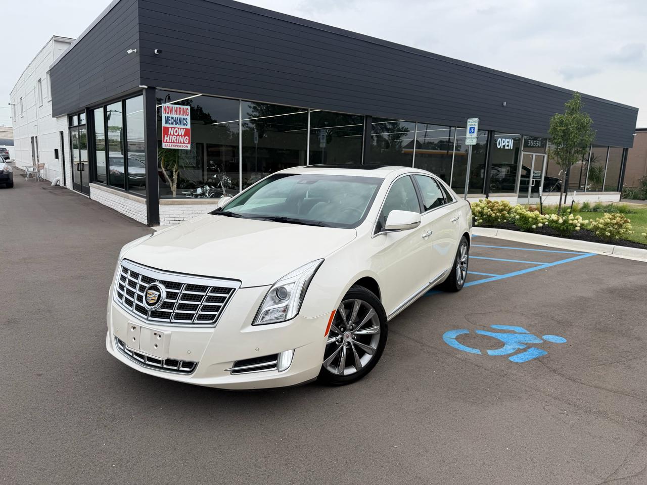 2013 Cadillac XTS Luxury AWD