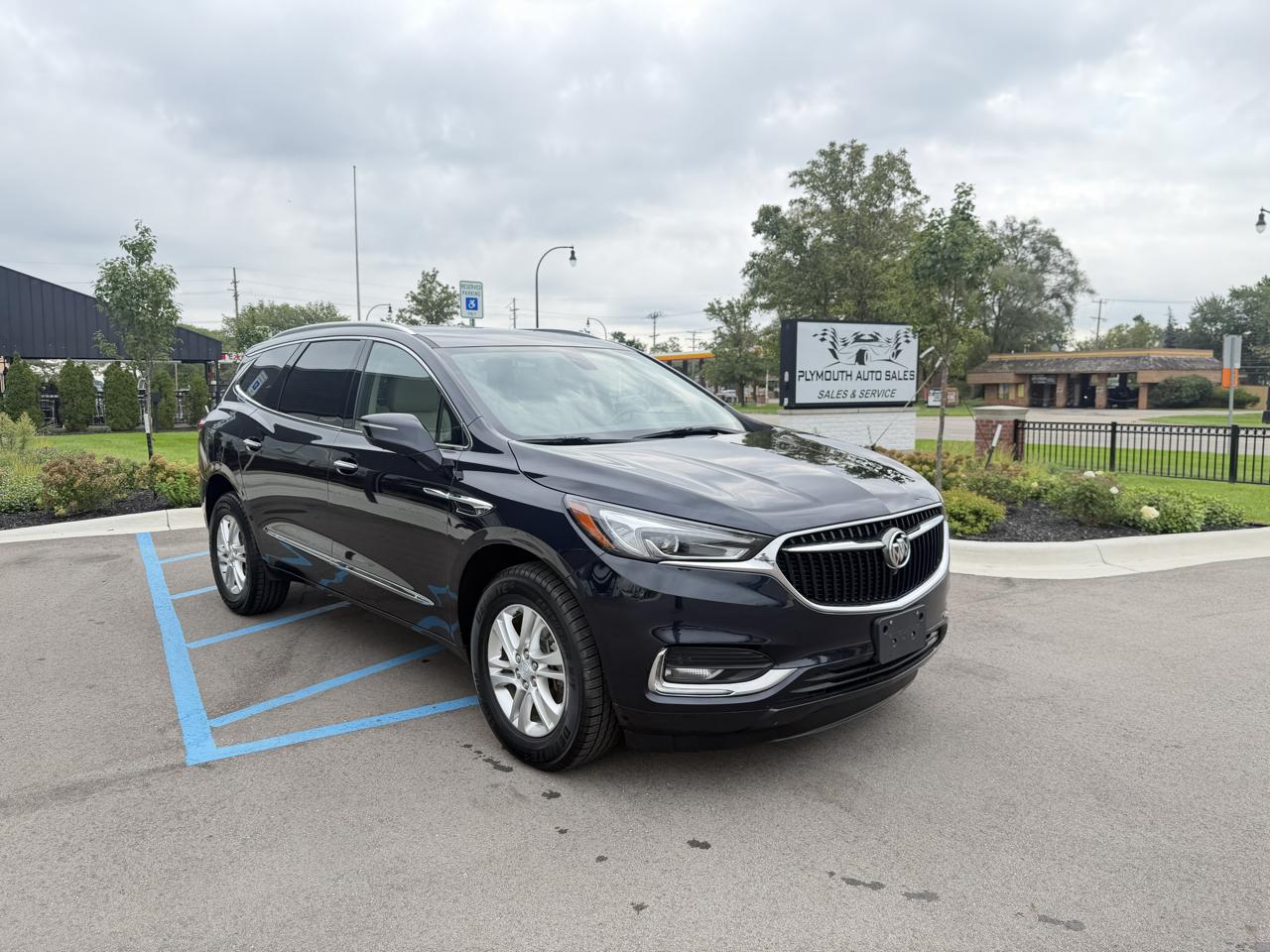 Buick Enclave Essence FWD 2020