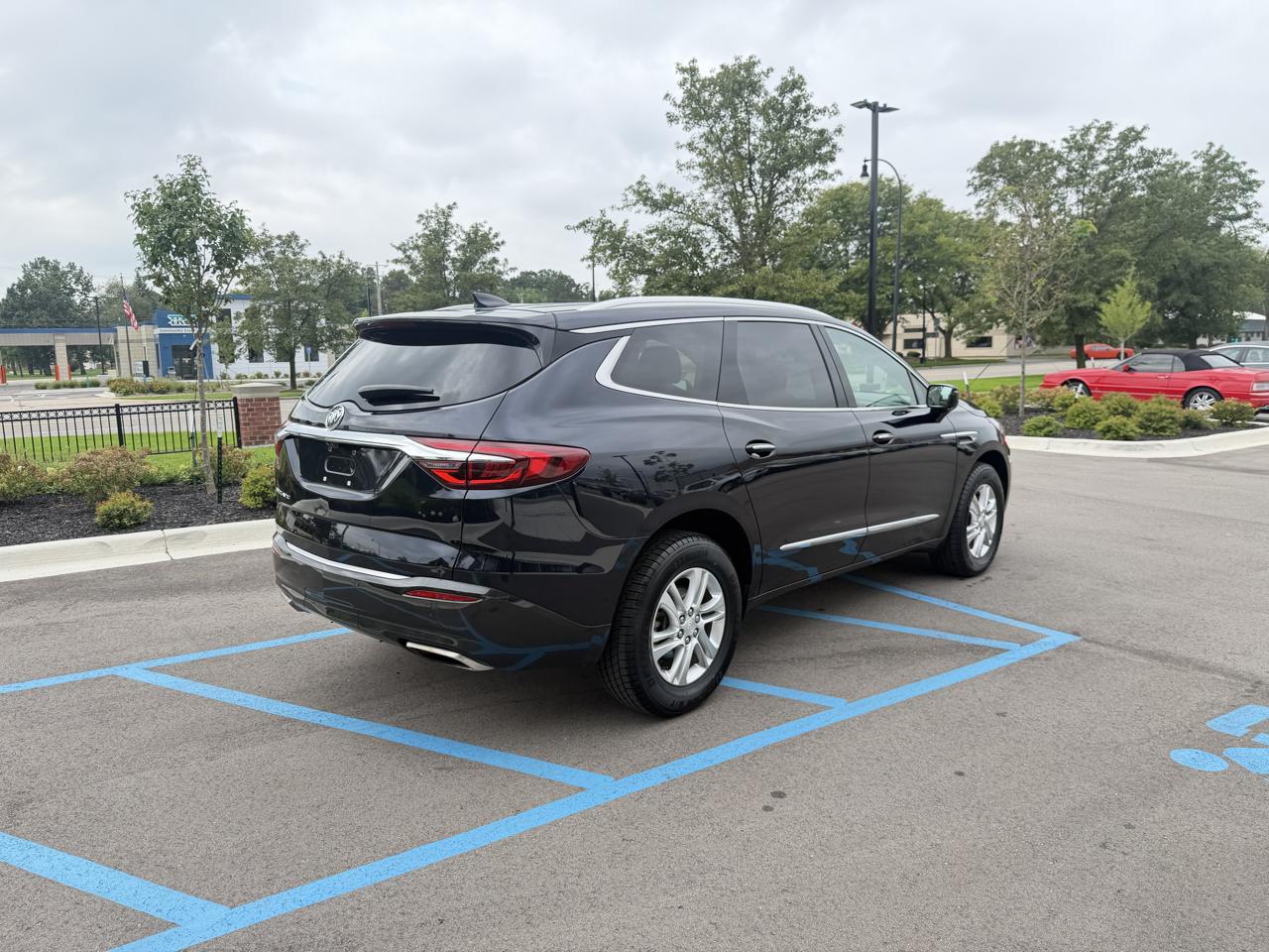 Buick Enclave Essence FWD 2020