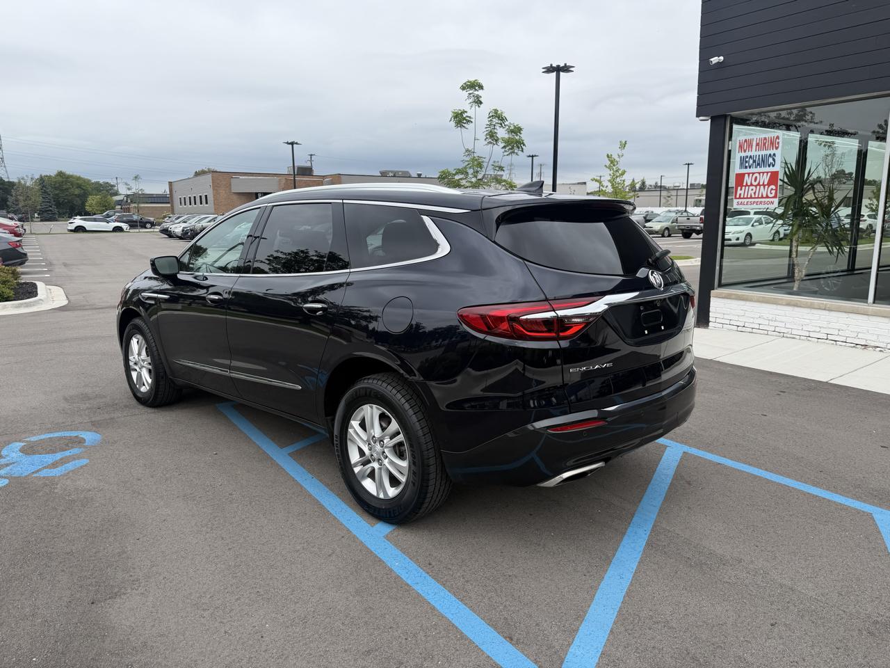 Buick Enclave Essence FWD 2020