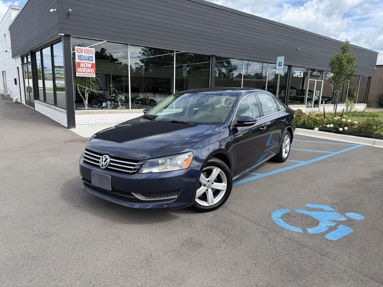 2012 Volkswagen Passat SE