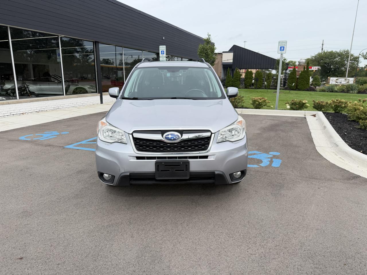 Subaru Forester 2.5i Touring 2014