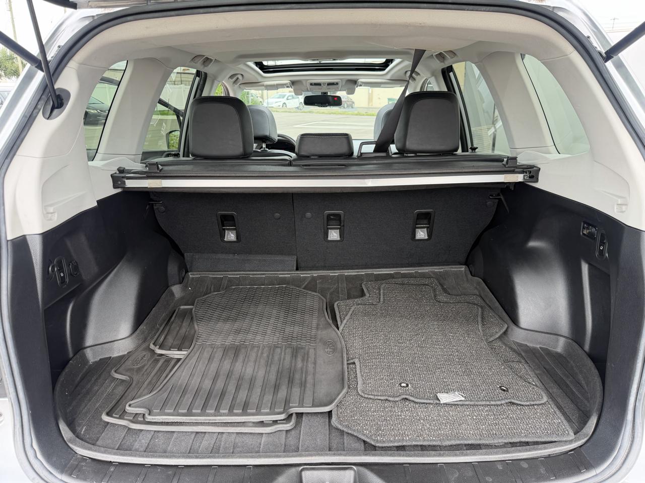 Subaru Forester 2.5i Touring 2014