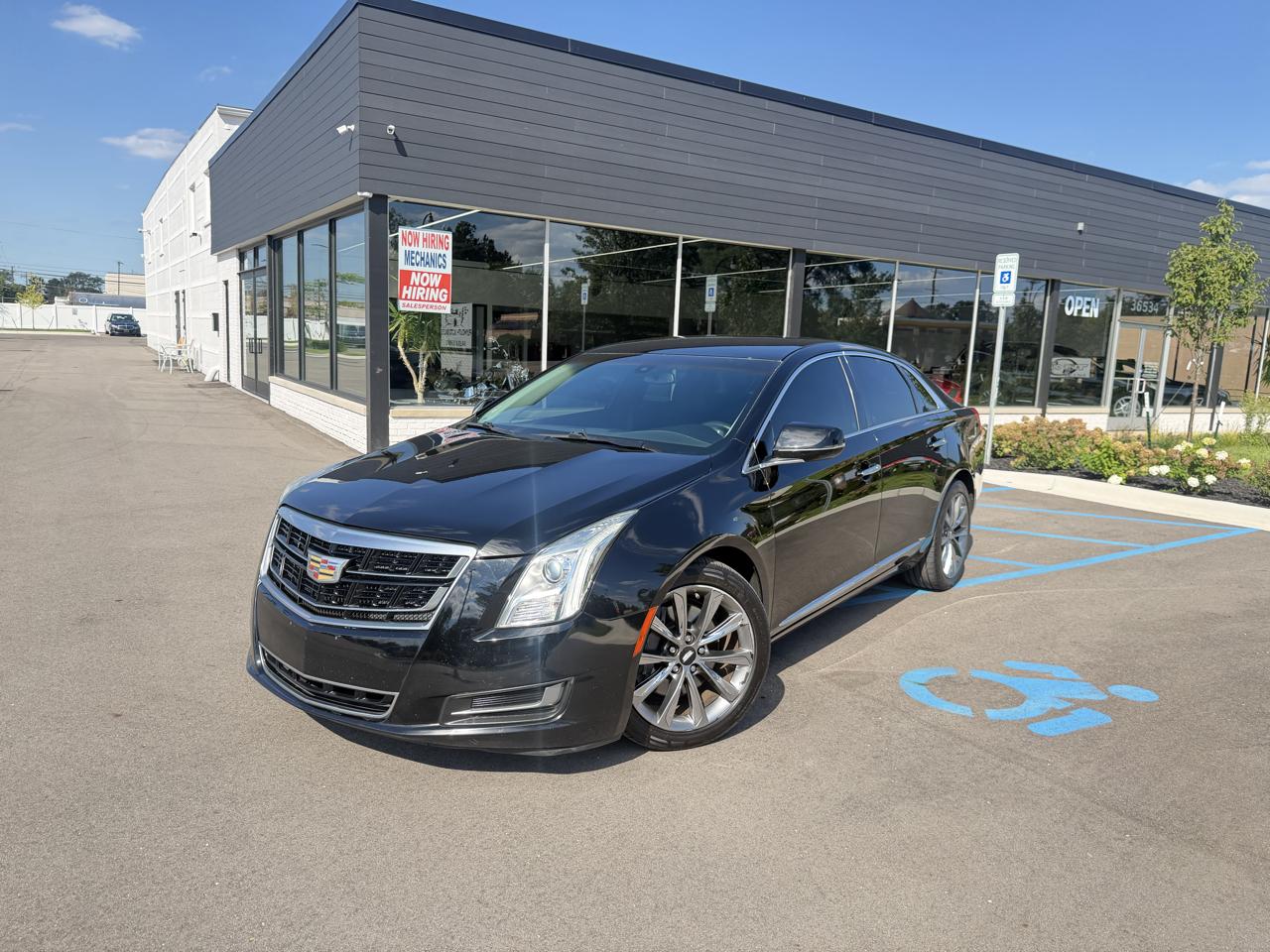2016 Cadillac XTS Base