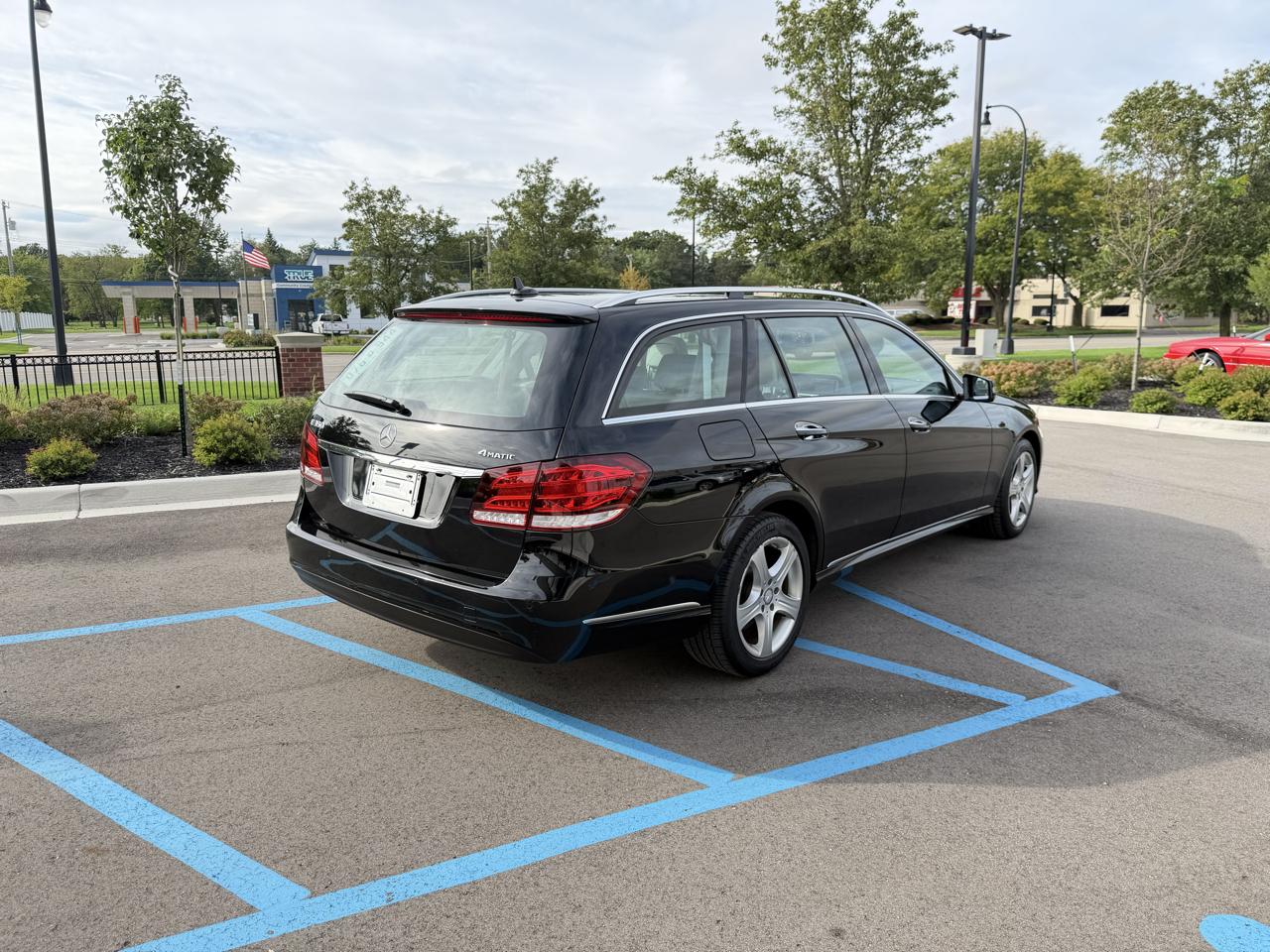 Mercedes-Benz E-Class Wagon E350 4MATIC Wagon 2015