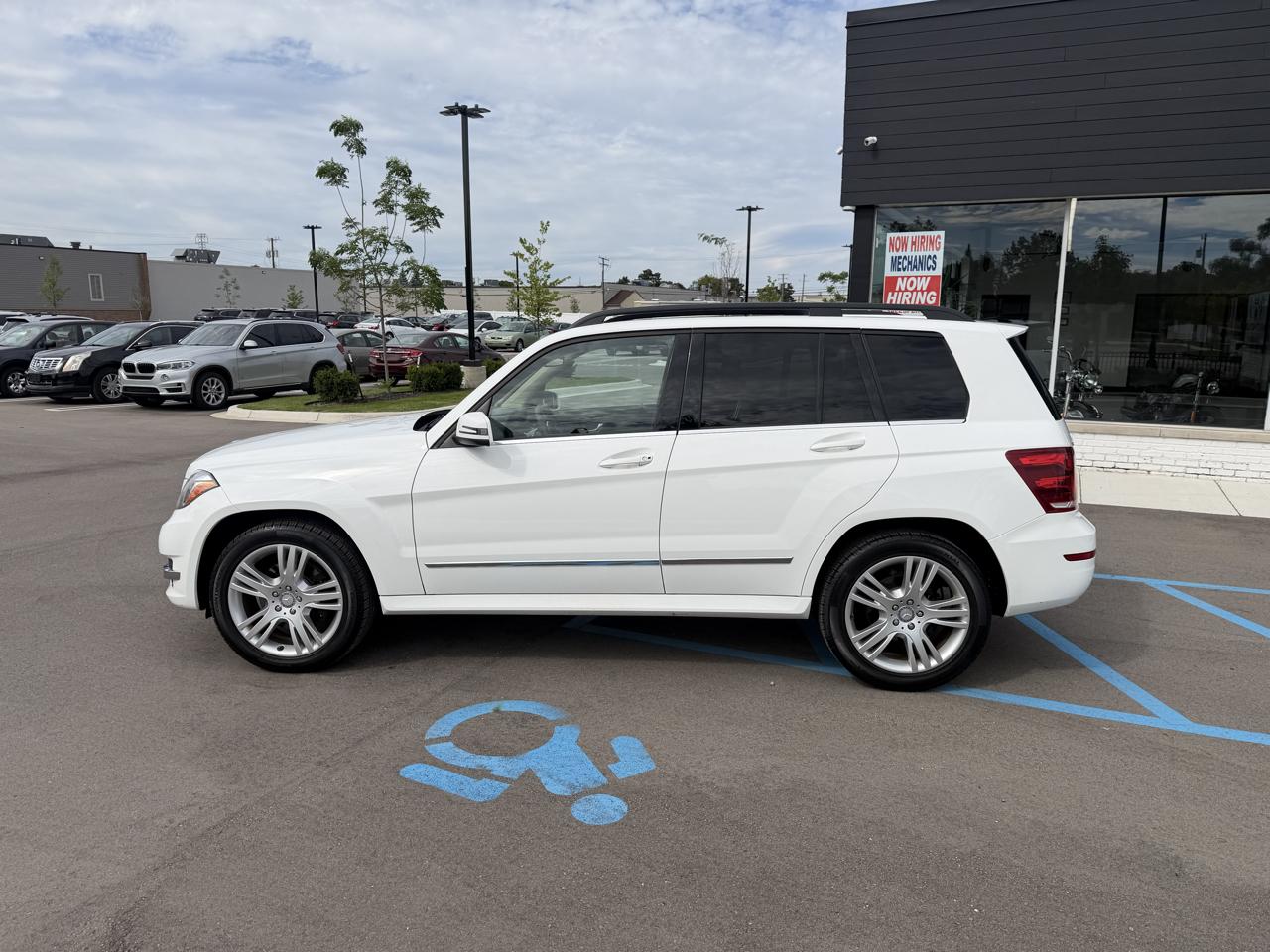 Mercedes-Benz GLK-Class photo 8