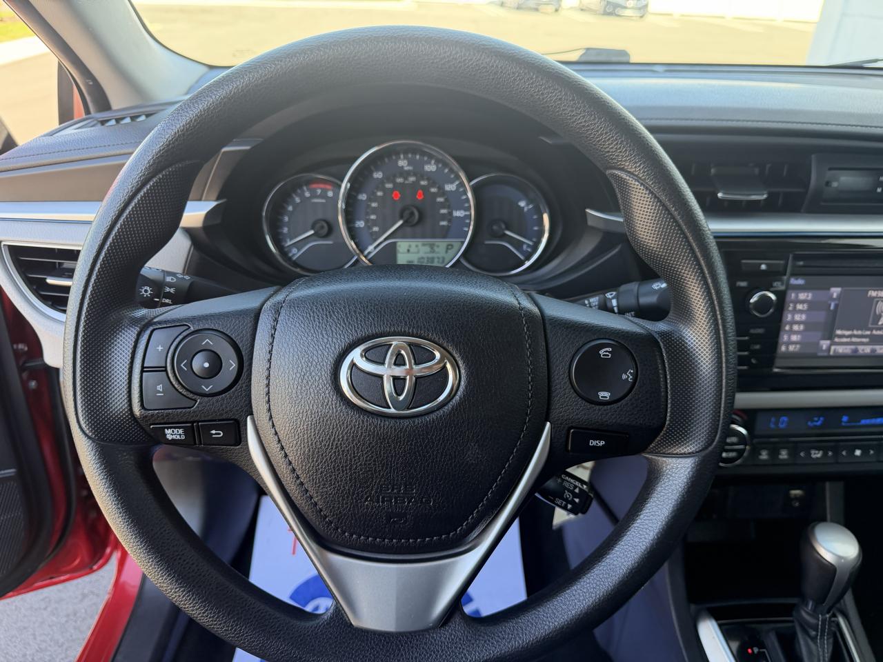 Toyota Corolla photo 11