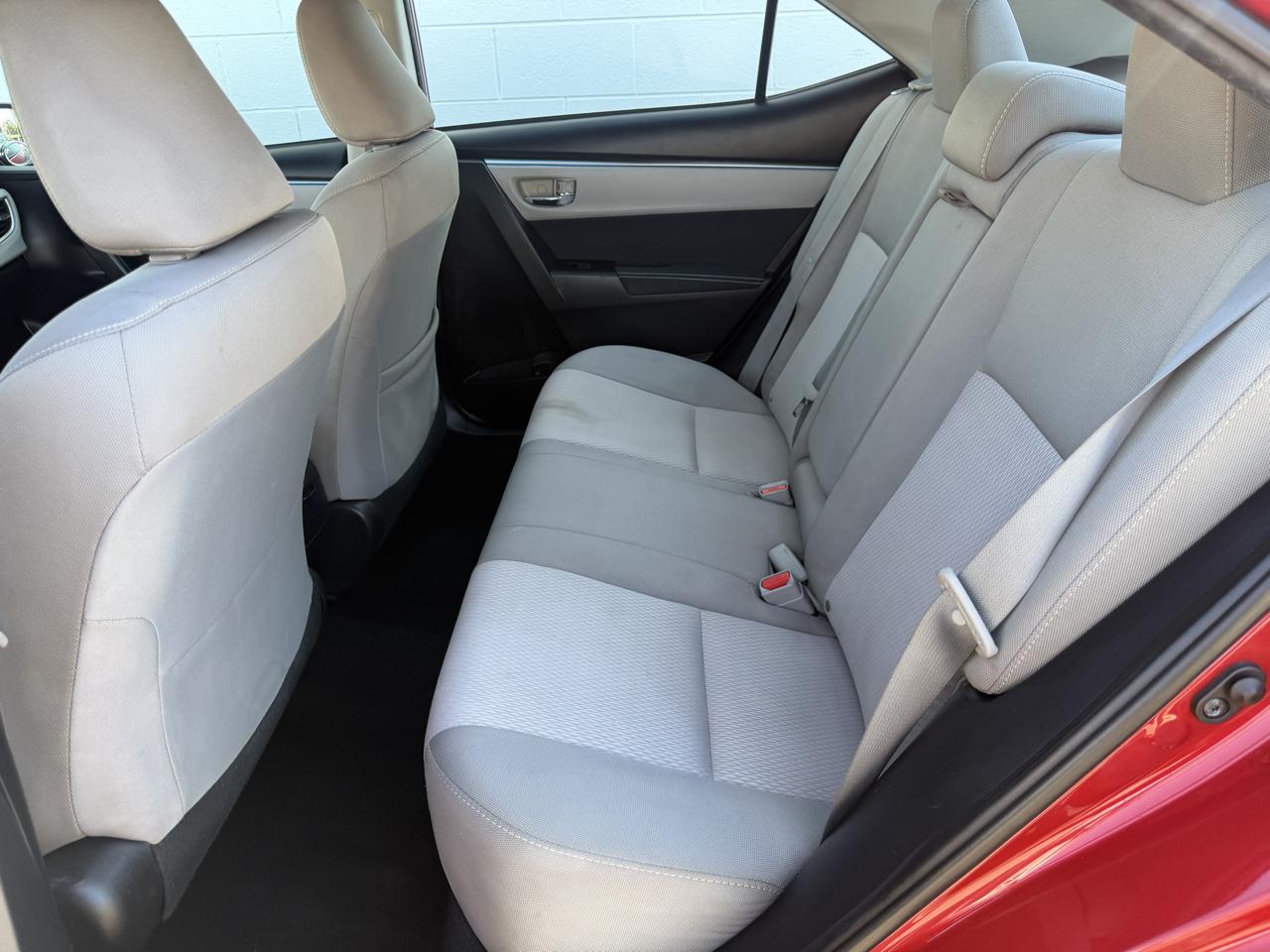 Toyota Corolla photo 14
