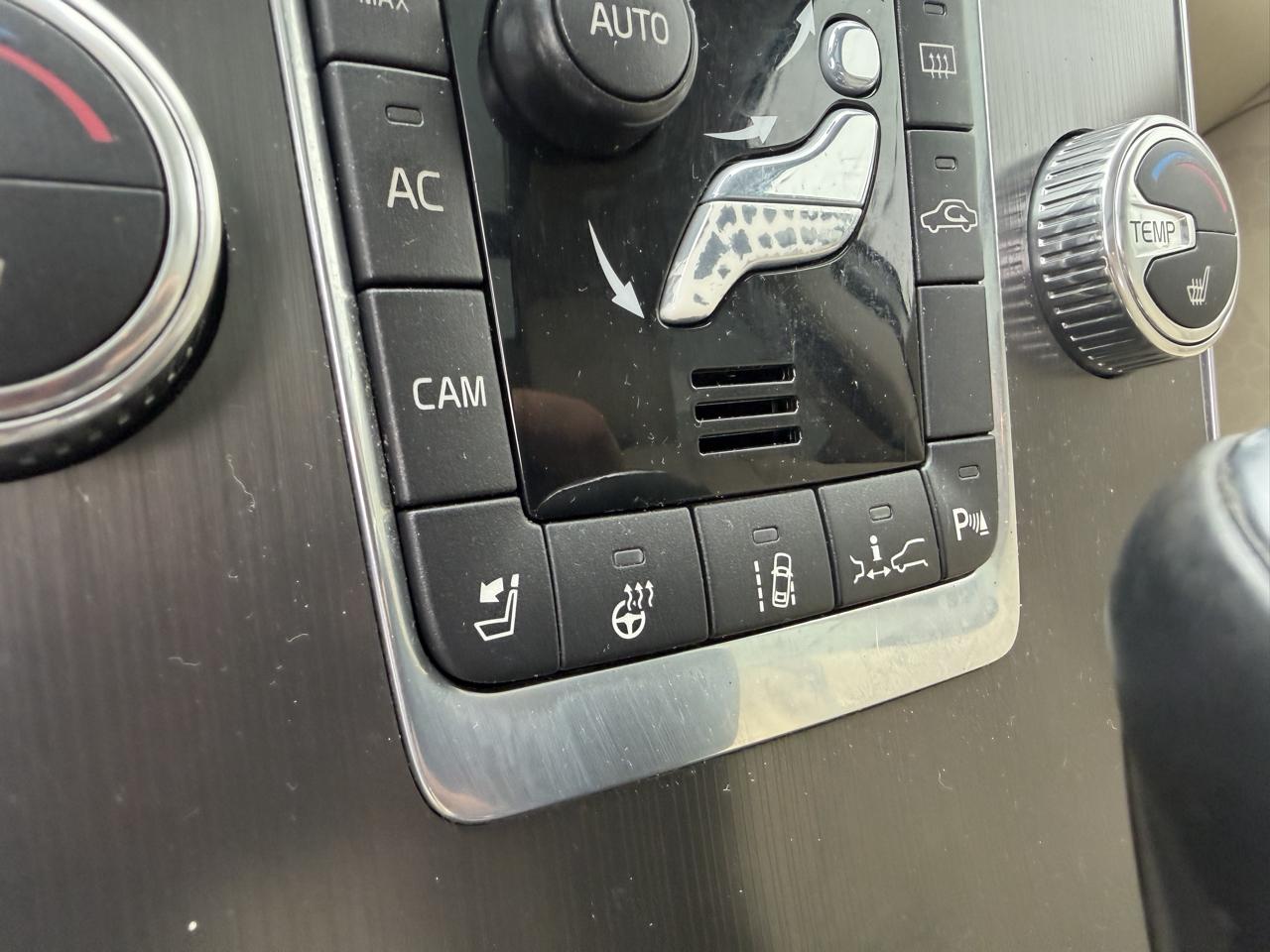 Volvo XC60 photo 14