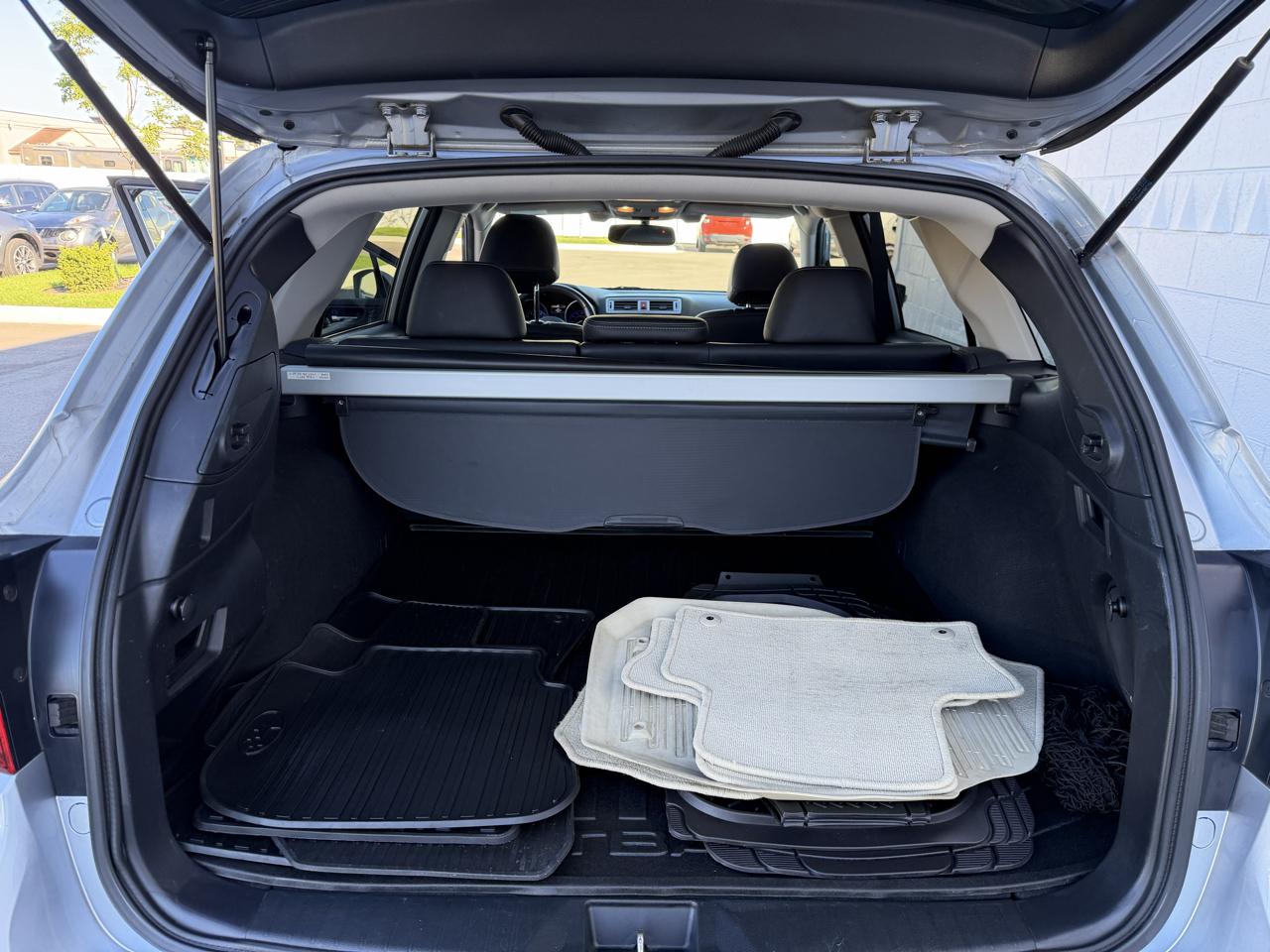 Subaru Outback photo 17