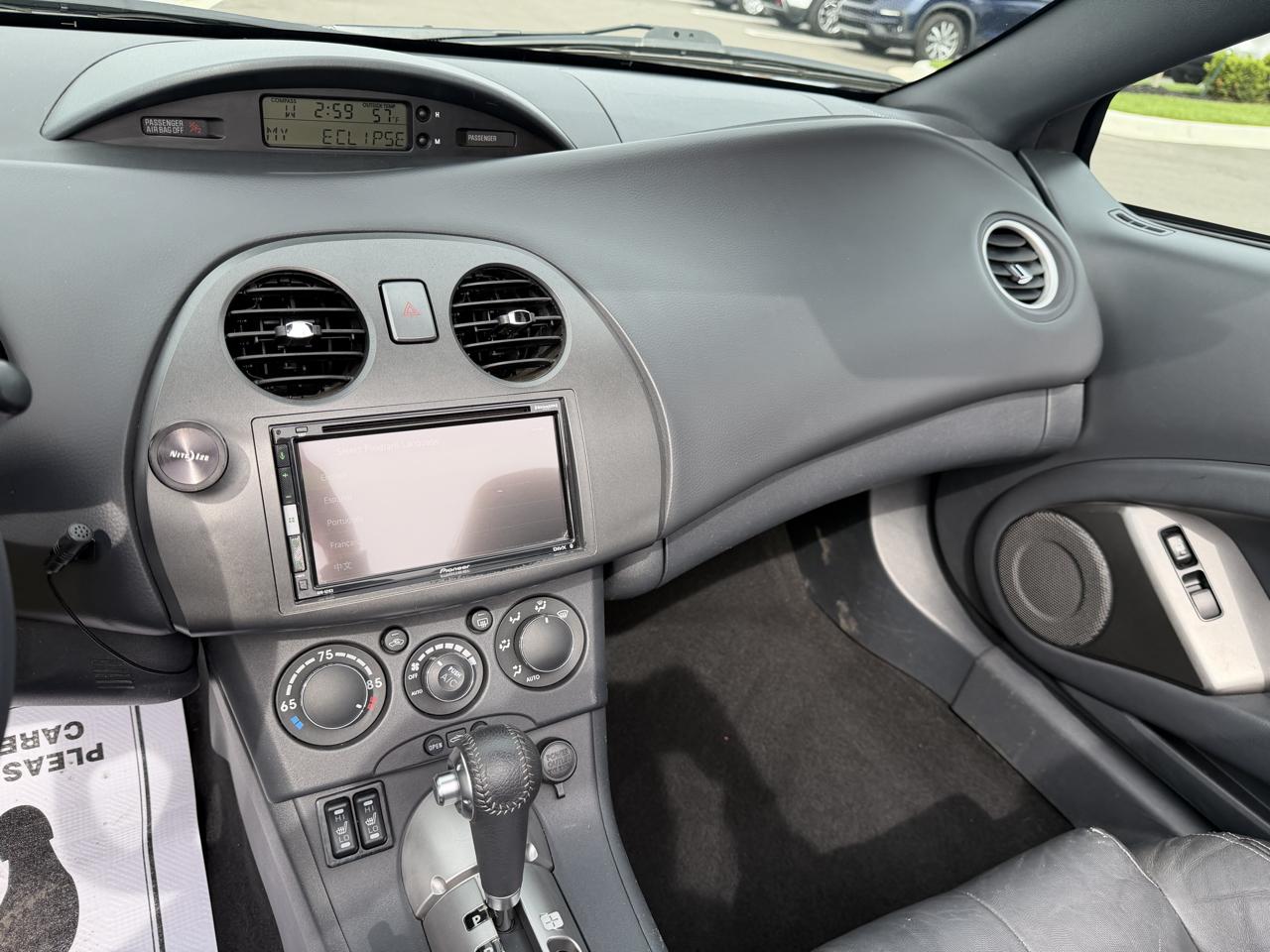 Mitsubishi Eclipse photo 11