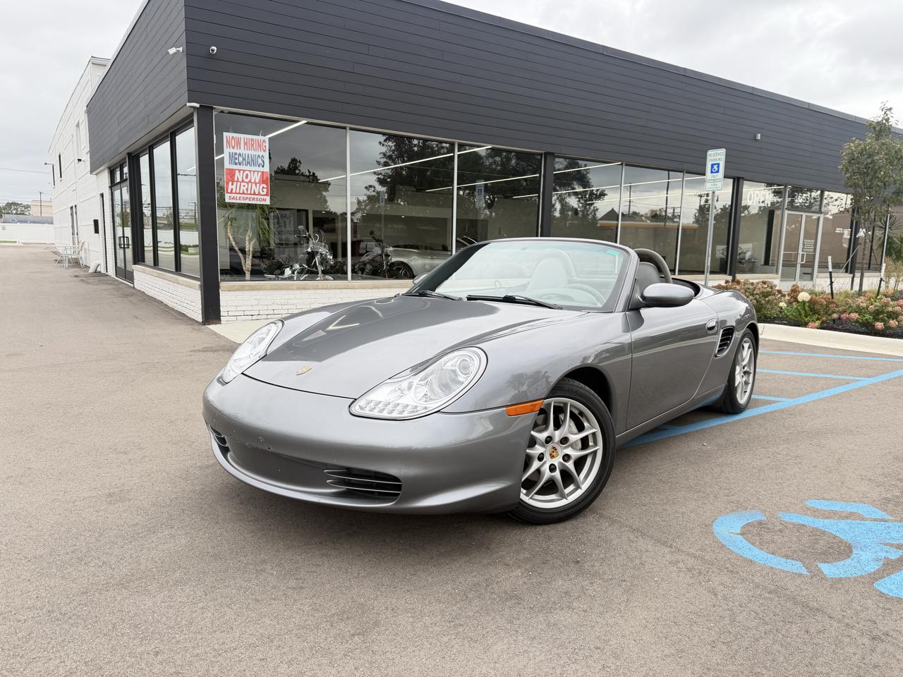 Porsche Boxster photo 9