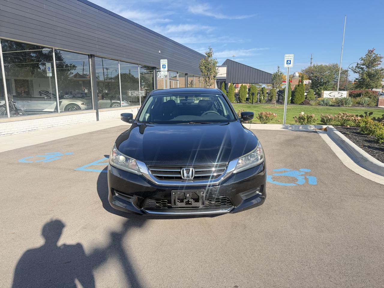 Honda Accord photo 2