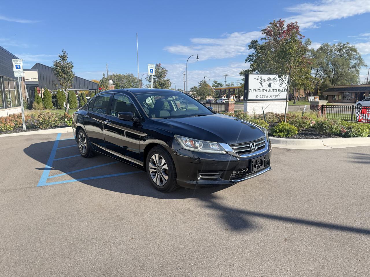 Honda Accord photo 3