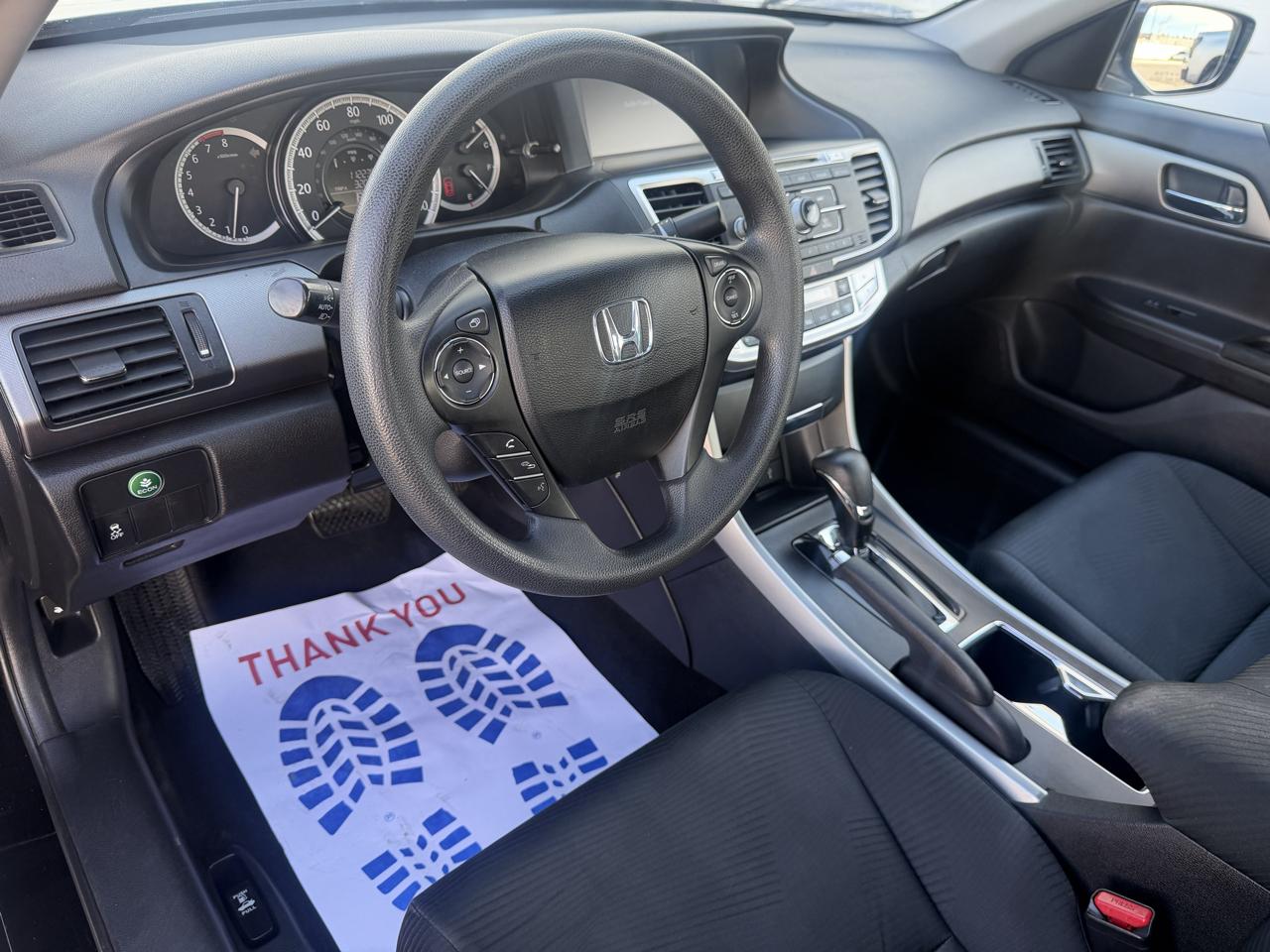 Honda Accord photo 9