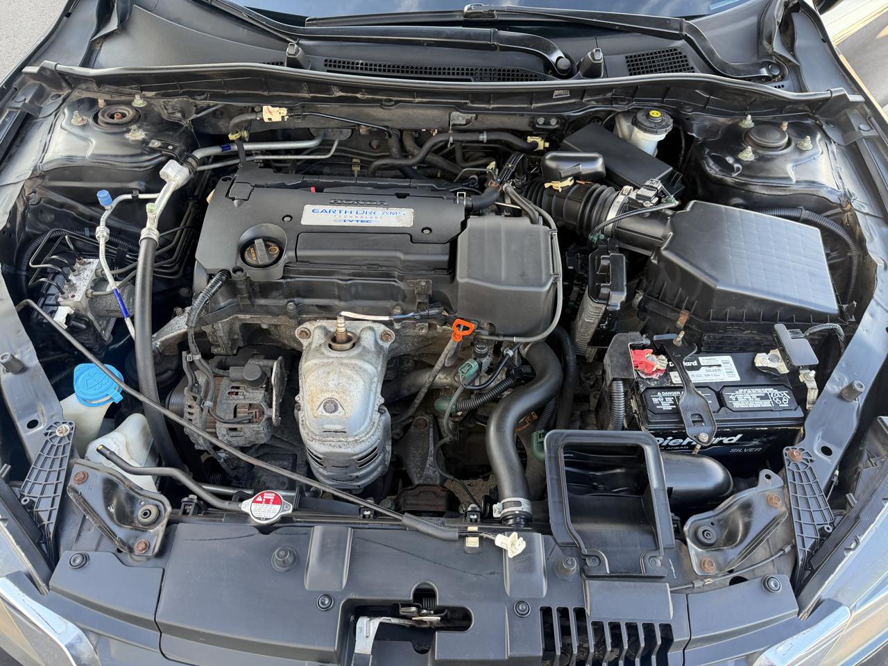 Honda Accord photo 16