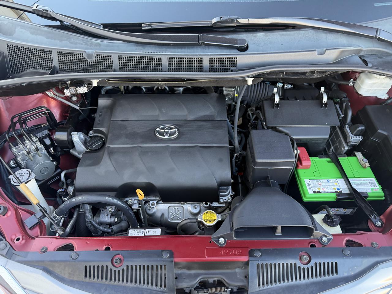 Toyota Sienna photo 18
