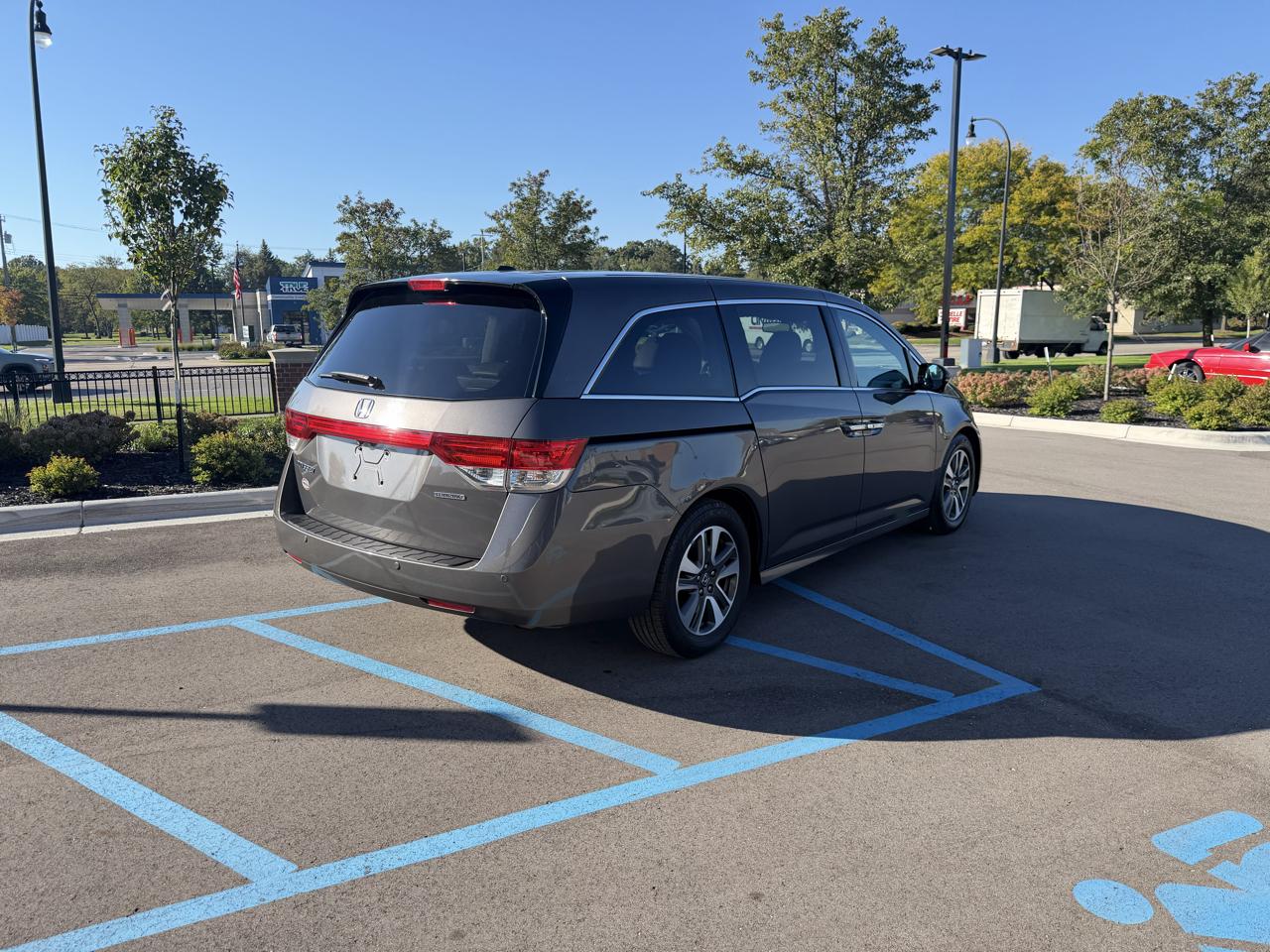 Honda Odyssey photo 5
