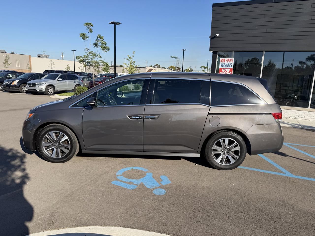 Honda Odyssey photo 8