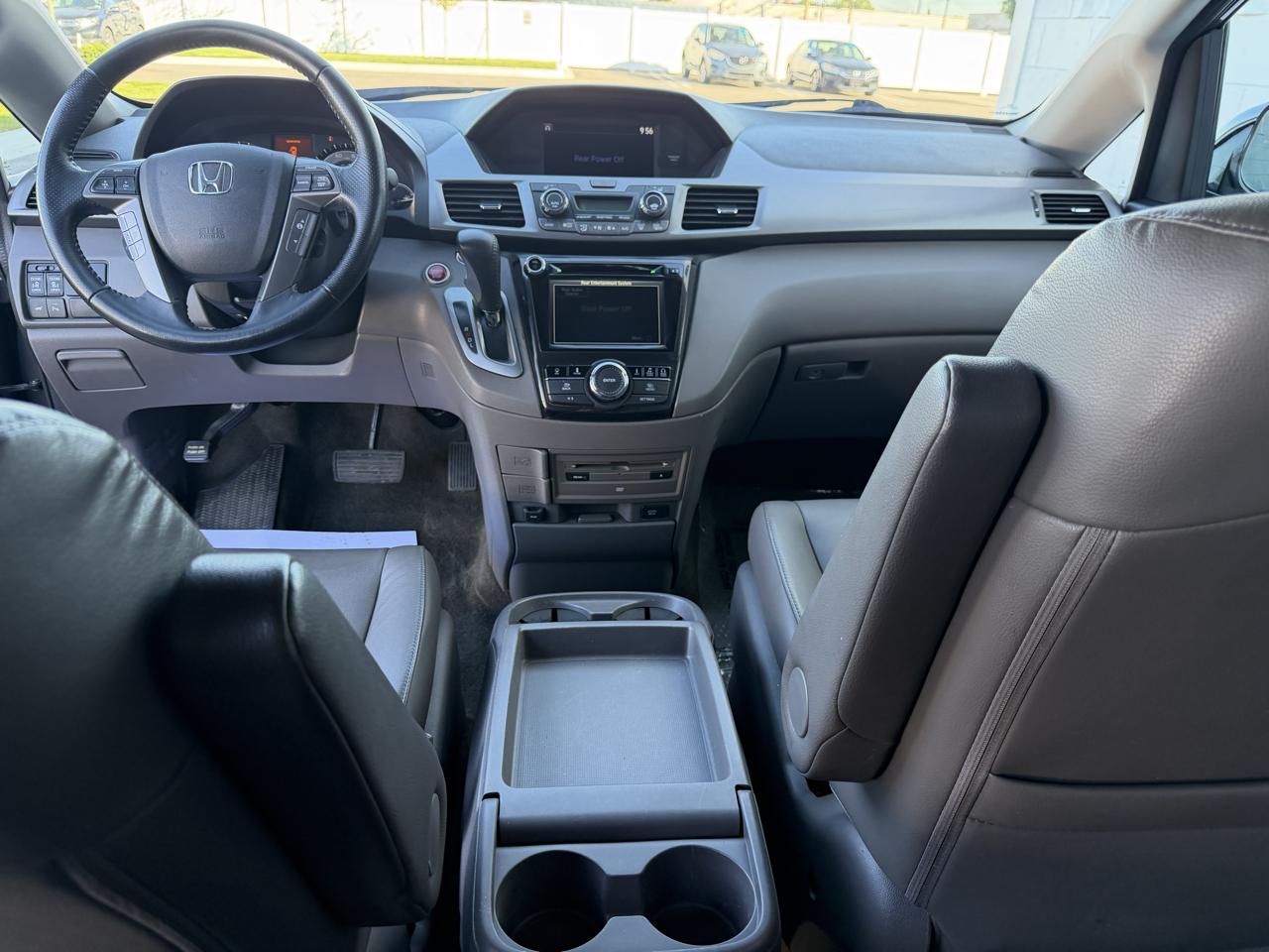 Honda Odyssey photo 10