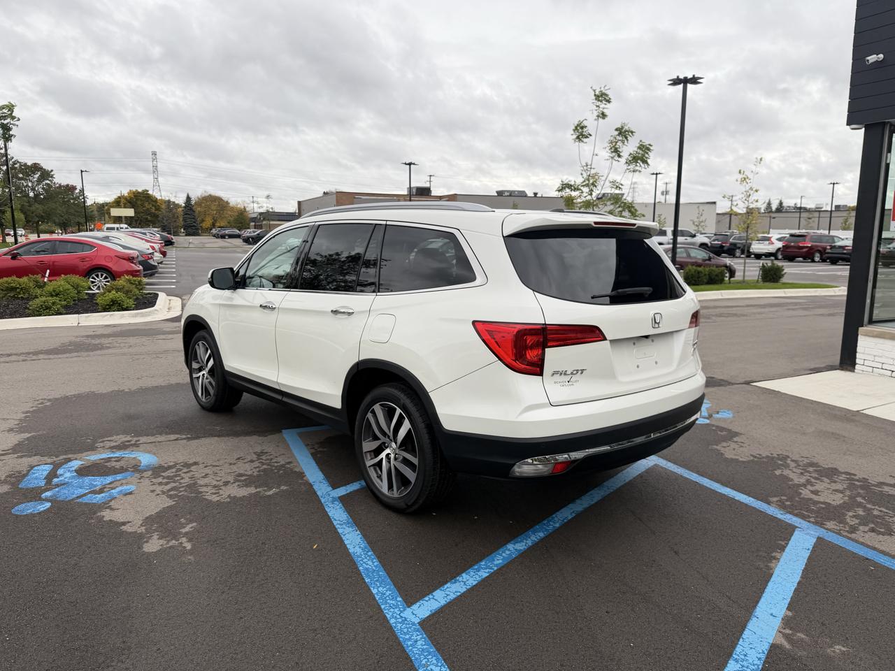 Honda Pilot photo 7