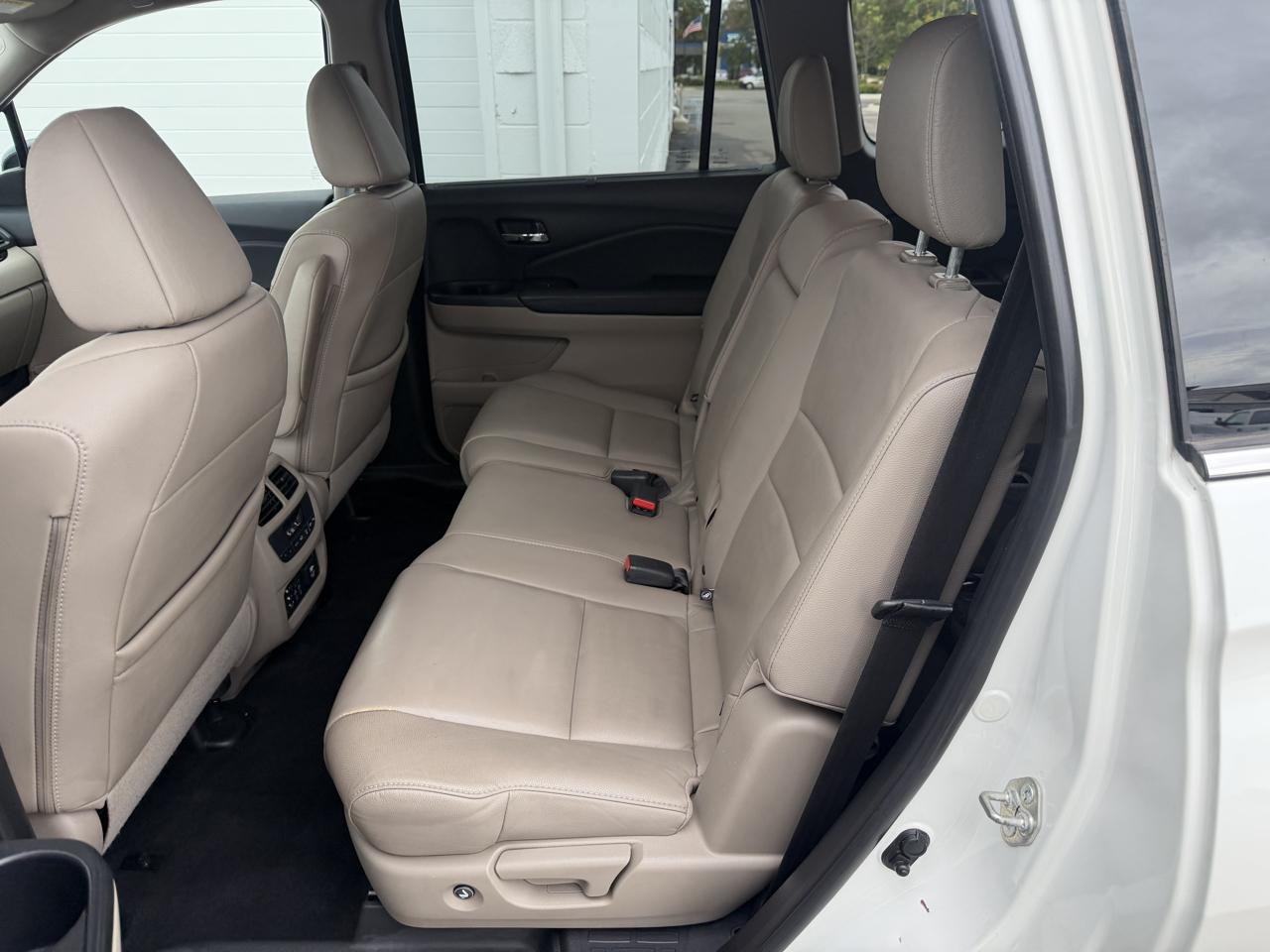 Honda Pilot photo 15