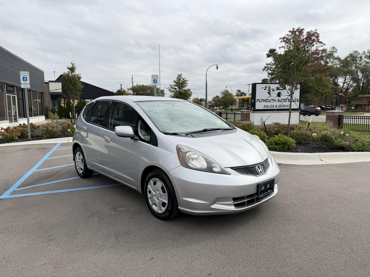 Honda Fit photo 3