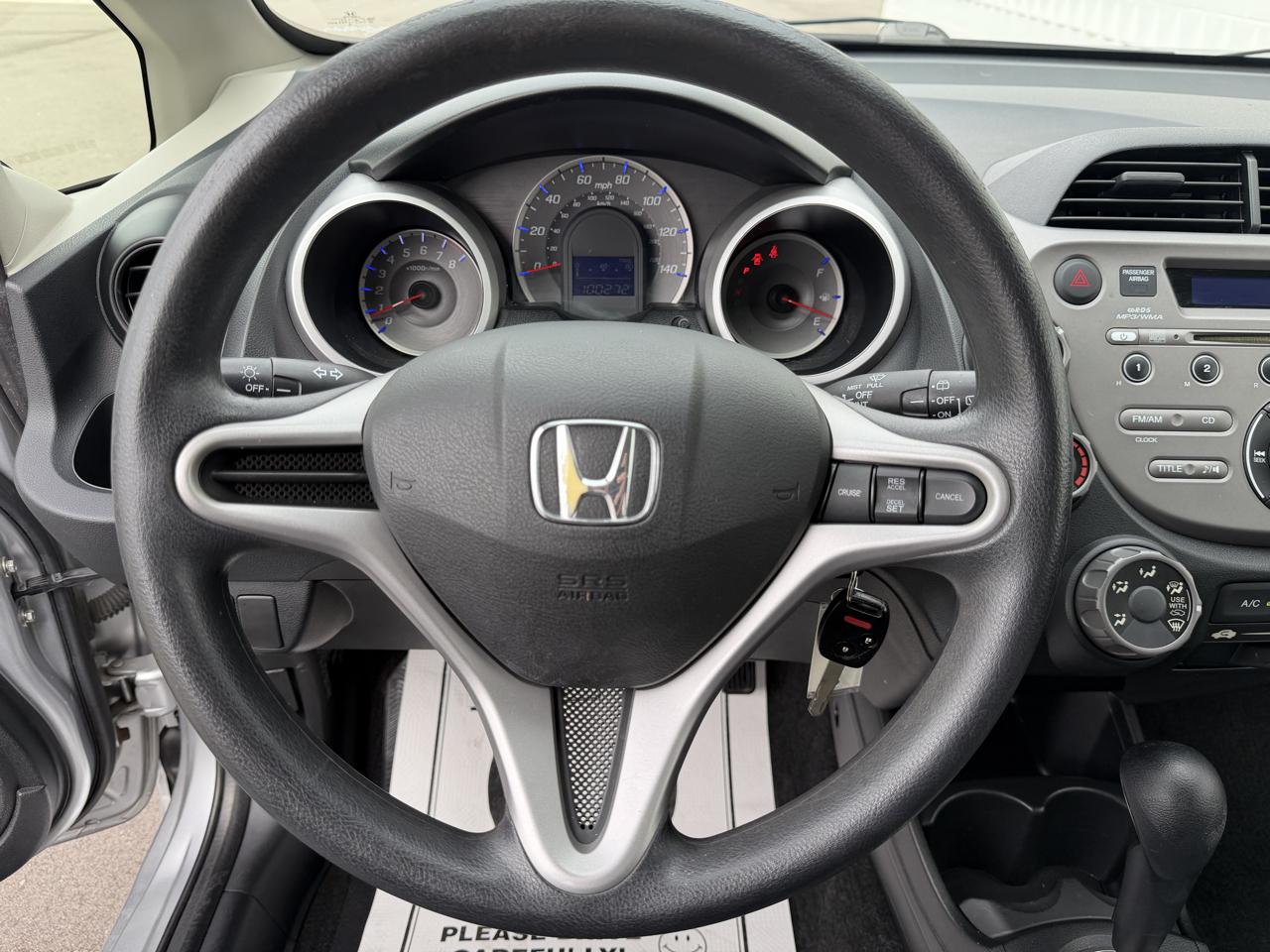 Honda Fit photo 11