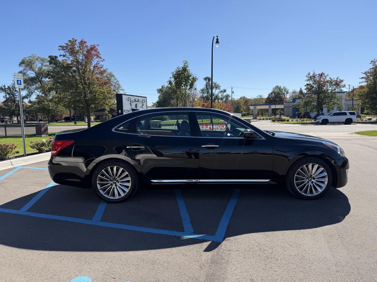Hyundai Equus Signature 2014