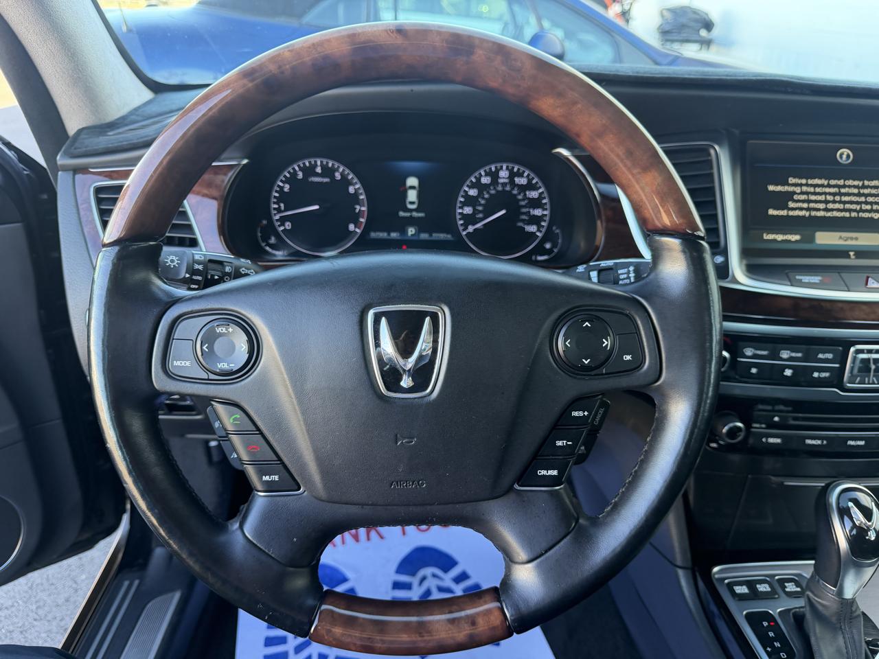 Hyundai Equus Signature 2014