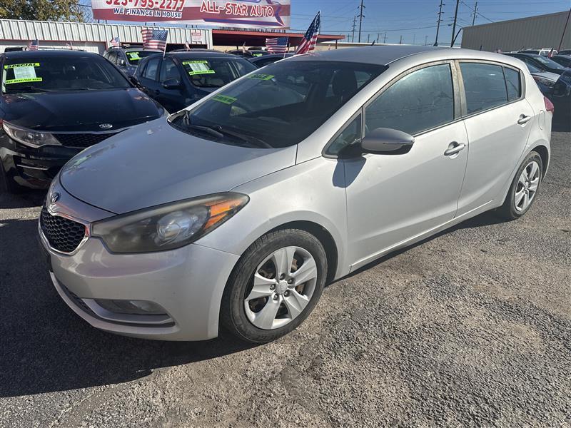 Kia Forte 5-Door 5dr HB Auto LX 2016