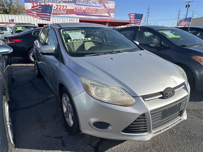 Ford Focus 5dr HB SE 2013