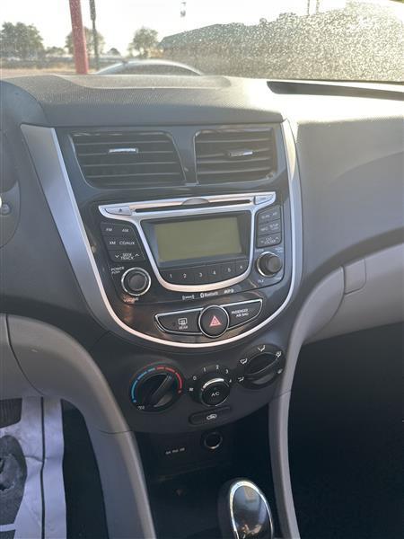 Hyundai Accent 4dr Sdn Auto GLS 2012