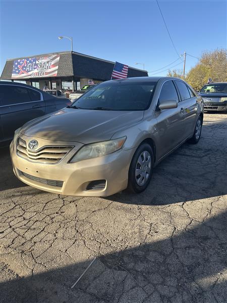 Toyota Camry 4dr Sdn I4 Man LE (Natl) 2011