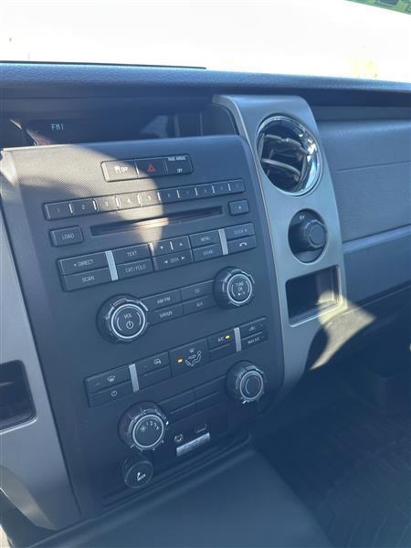 Ford F-150 2WD SuperCrew 145" Platinum 2012