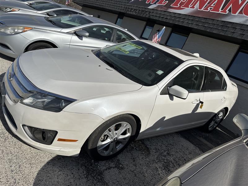 Ford Fusion 4dr Sdn SE FWD 2012