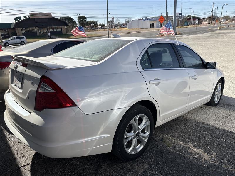 Ford Fusion 4dr Sdn SE FWD 2012