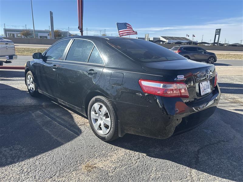 Toyota Camry 4dr Sdn I4 Man LE (Natl) 2008