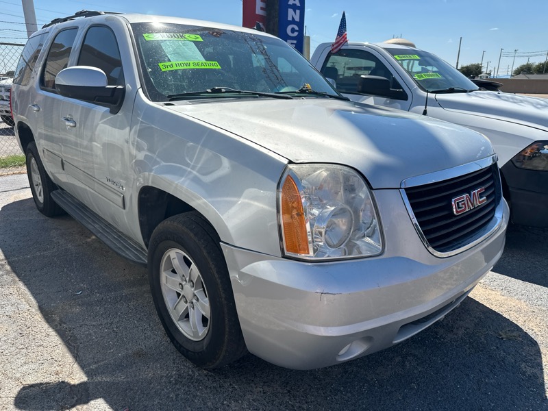 GMC Yukon 4WD 4dr 1500 SLT 2011 GMC Yukon 4WD 4dr 1500 SLT 2011